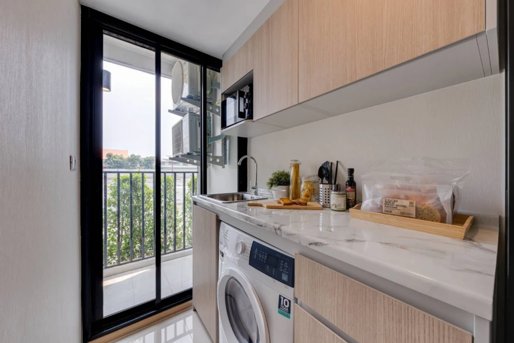 ขายดาวน์ The Origin Sukhumvit - Praksa ชั้น 28 ทำเลดี ส่วนกลางครบ สนใจจองเลย