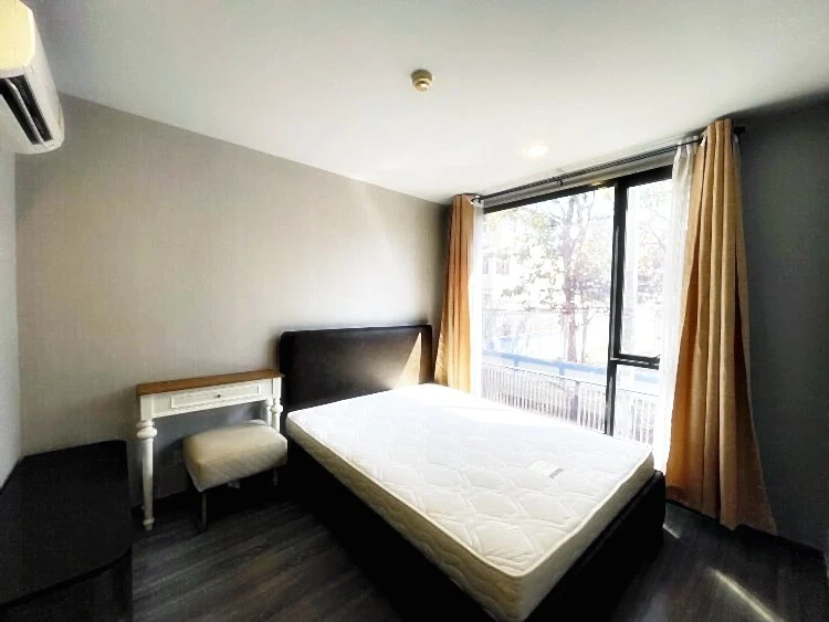 ขายด่วน!! คอนโด ไอดีโอ โมบิ สุขุมวิท 40 ชั้น 2 ห้องสวย ตกแต่งเฟอร์นิเจอร์ครบ พร้อมเข้าอยู่ รีบจองเลย!!