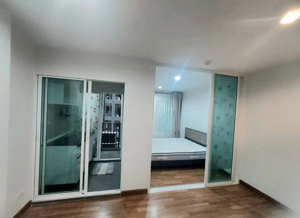 ขายด่วนๆ คอนโดรีเจ้นท์โฮม เฟส 27 ห้องกั้นแยกเป็นสัดส่วน แบ่งโซนชัดเจน ราคาอย่างคุ้ม จองเลย อย่าพลาดโอกาส