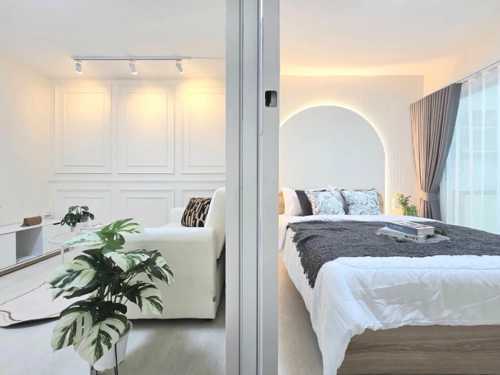 Urgent sale! City Home Ratchada 10 condo, beautifully decorated with high-quality built-in furniture. Amazing price! Buy now, don't miss out!