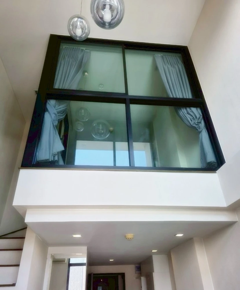 ขายด่วน!! คอนโด บียอน สุขุมวิท ห้อง Duplex ชั้น 7 คอนโดพร้อมเข้าอยู่ หิ้วกระเป๋าเข้าอยู่ได้เลย ห้ามพลาด!!