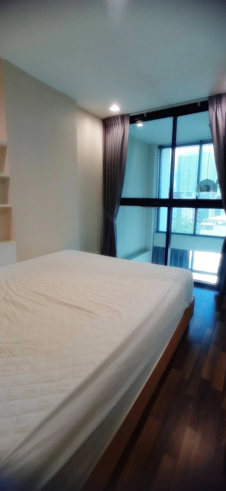 ขายด่วน!! คอนโด บียอน สุขุมวิท ห้อง Duplex ชั้น 7 คอนโดพร้อมเข้าอยู่ หิ้วกระเป๋าเข้าอยู่ได้เลย ห้ามพลาด!!