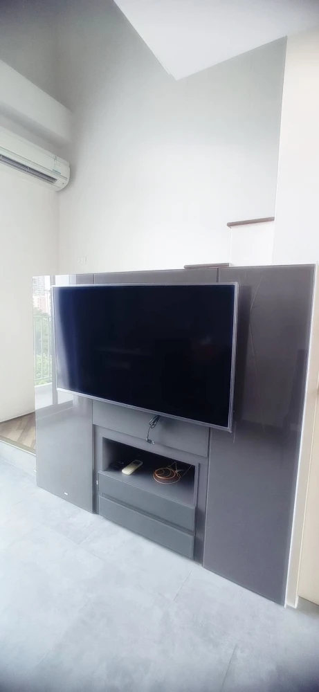ขายด่วน!! คอนโด บียอน สุขุมวิท ห้อง Duplex ชั้น 7 คอนโดพร้อมเข้าอยู่ หิ้วกระเป๋าเข้าอยู่ได้เลย ห้ามพลาด!!