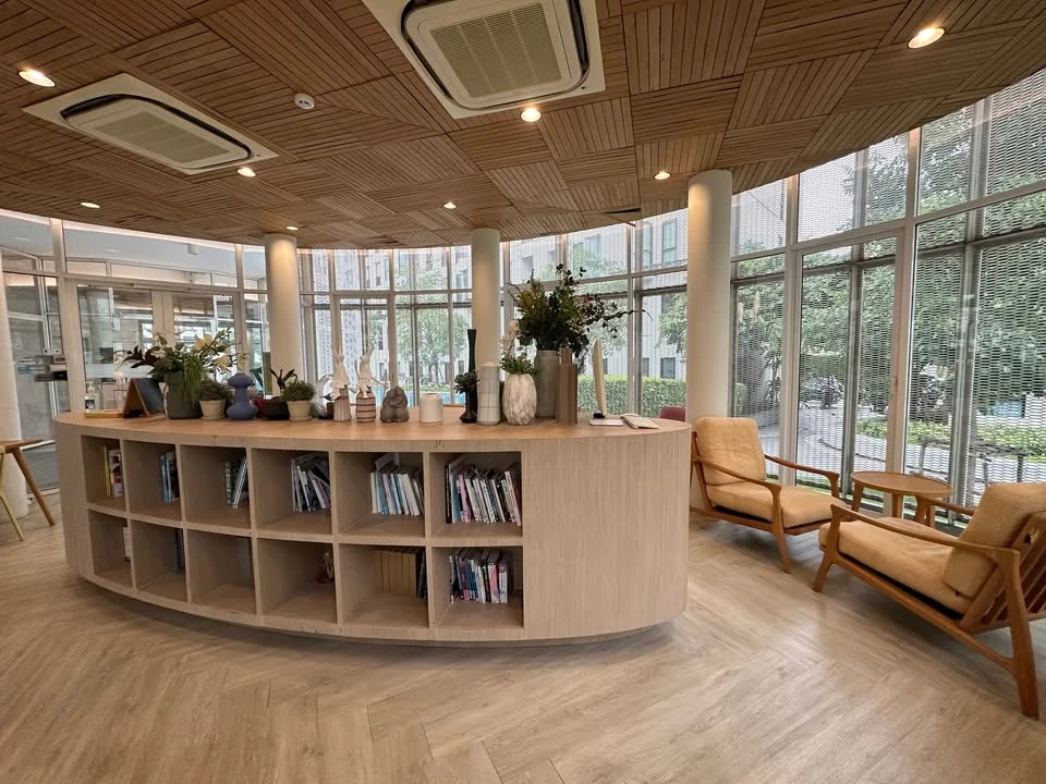 ขายด่วน!! คอนโด ยูนิโอ สุขุมวิท 72 ชั้น 3 ตึก E ห้องมุม ห้องสวย เฟอร์นิเจอร์ครบ พร้อมอยู่ ห้ามพลาด!!