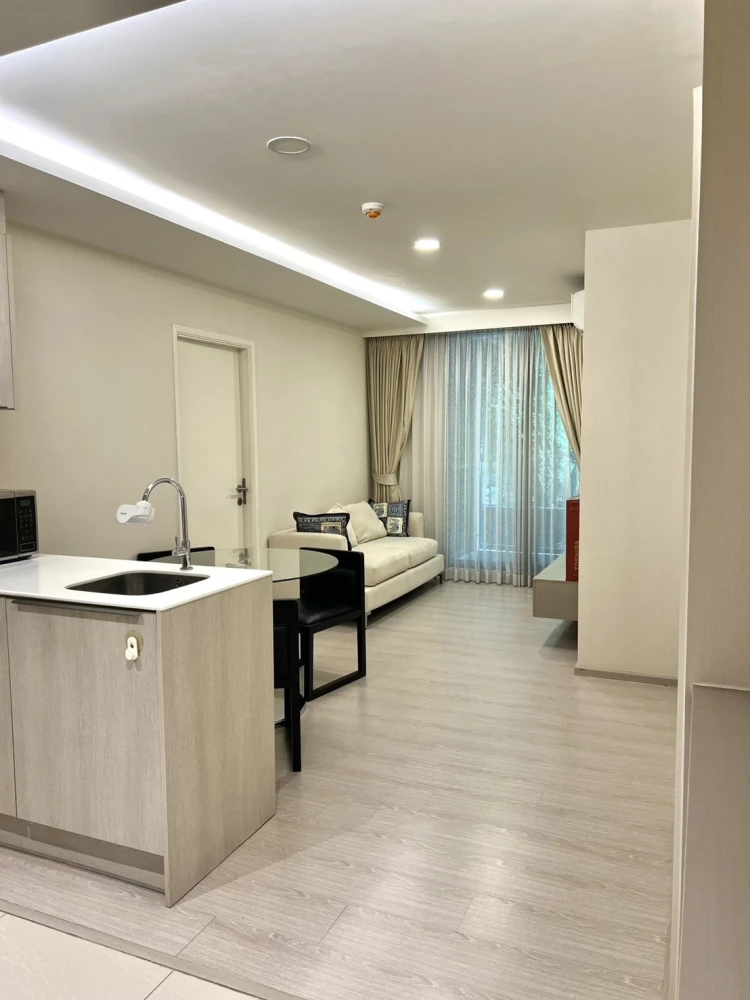 ขายด่วน!! คอนโด วีธารา สุขุมวิท 36 ชั้น 1 ตึก A ห้องสวย เฟอร์นิเจอร์ครบ พร้อมเข้าอยู่ได้ทันที รีบจองเลย!!