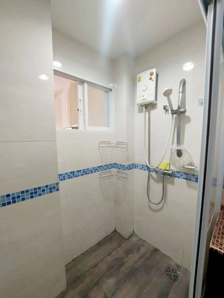 ขายด่วน!! คอนโด ไลฟ์ แอท พหลฯ-อารีย์ ห้องเพิ่ง Renovateใหม่ พร้อมเข้าอยู่ ห้ามพลาด!!