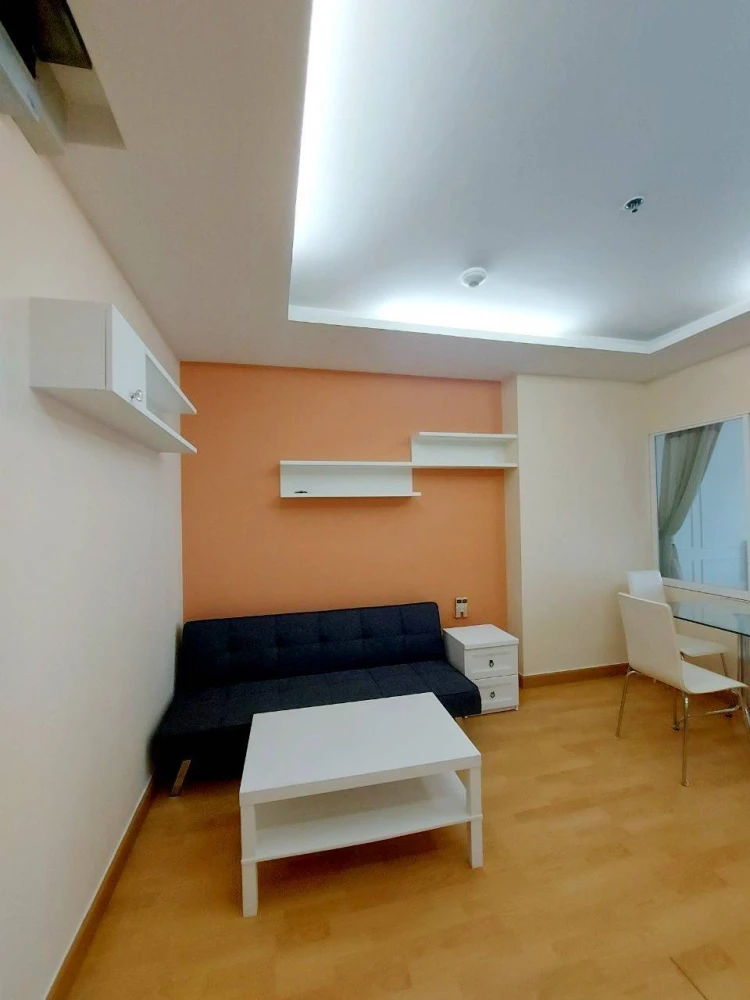 ขายด่วน!! คอนโด ไลฟ์ แอท พหลฯ-อารีย์ ห้องเพิ่ง Renovateใหม่ พร้อมเข้าอยู่ ห้ามพลาด!!