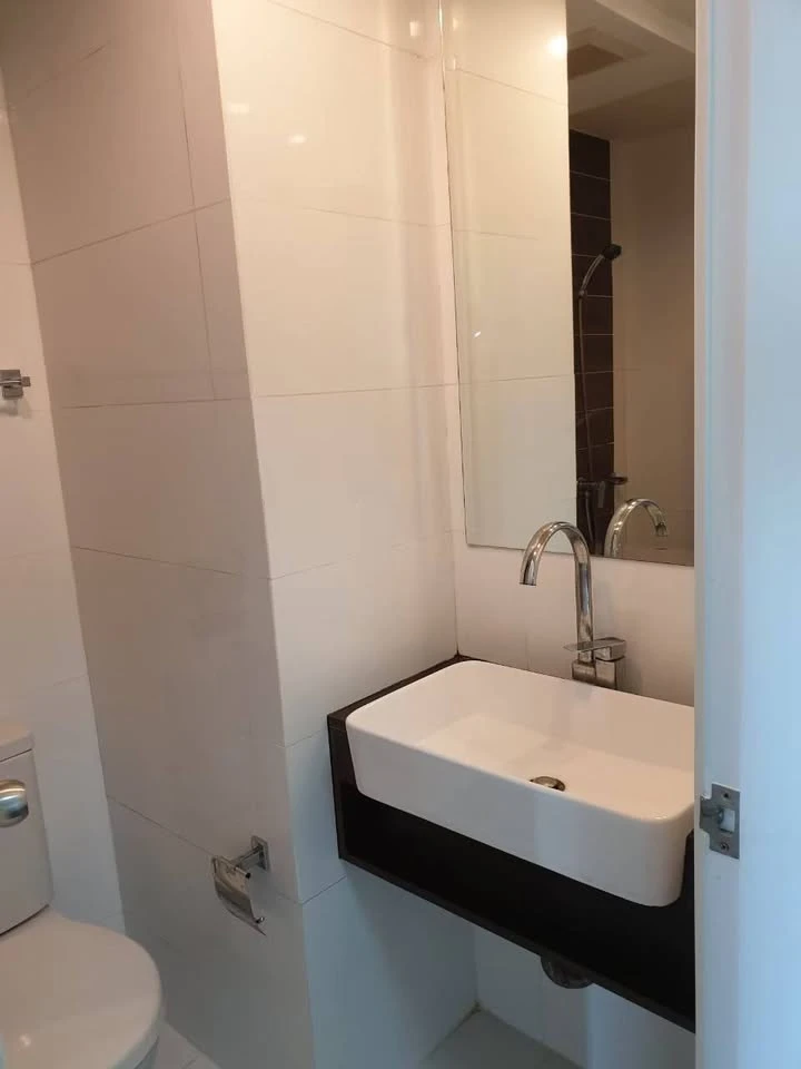 ขายด่วนๆ คอนโด A space me bangna ห้องเปล่า ราคาไม่แรง กั้นแยกเป็นสัดส่วน ราคาอย่างโดน ซื้อเลยจ้า