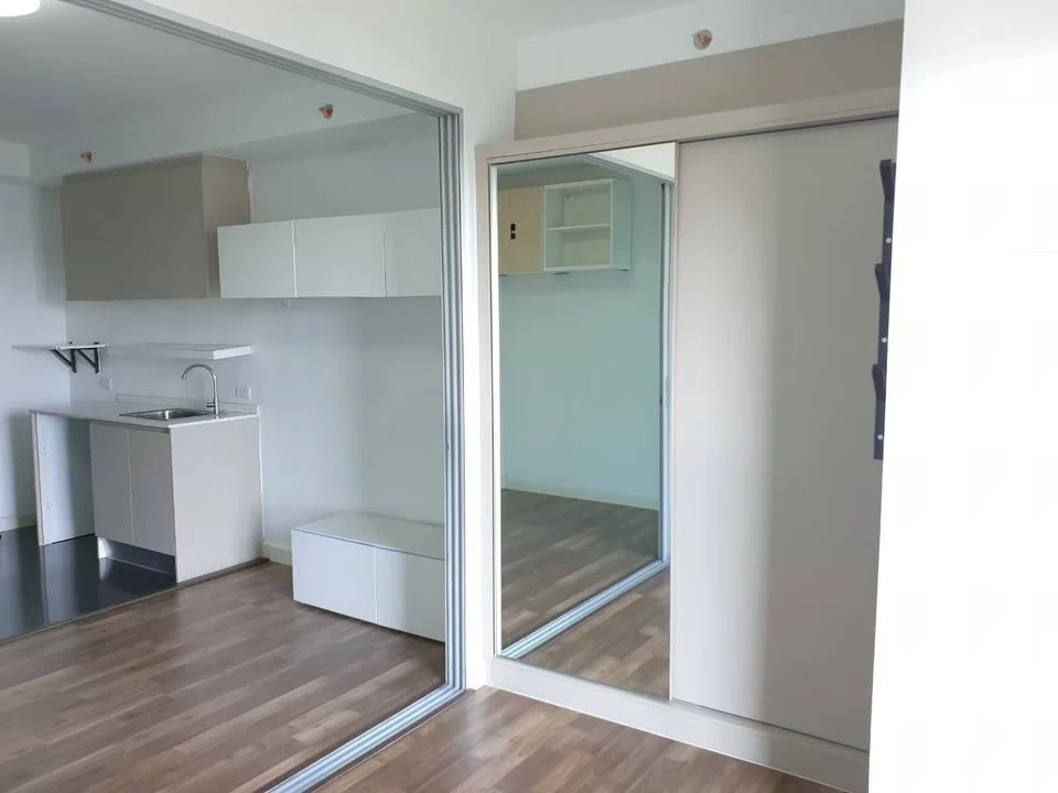 ขายด่วนๆ คอนโด A space me bangna ห้องเปล่า ราคาไม่แรง กั้นแยกเป็นสัดส่วน ราคาอย่างโดน ซื้อเลยจ้า