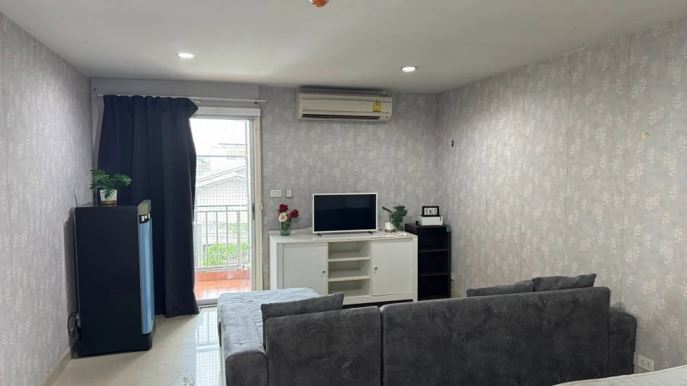 ขายด่วนๆ คอนโด Regent Home 6 Prachachuen ห้องพร้อมอยู่ สิ่งอำนวยความสะดวกครบ ราคาคุ้ม จองเลย