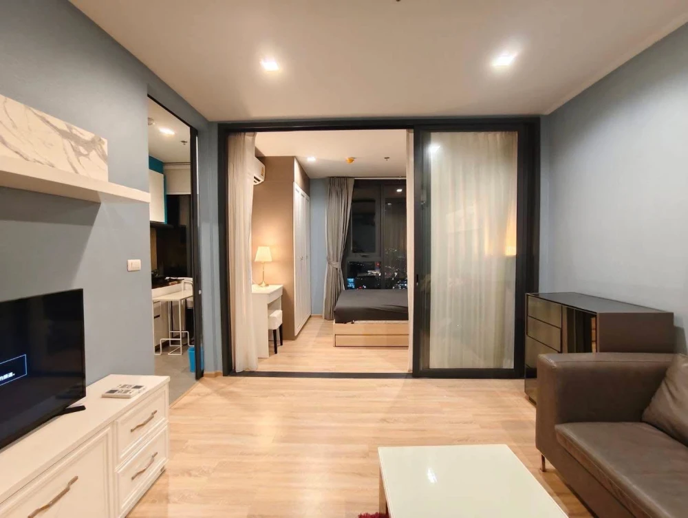 ขายด่วนๆ เดอะ เบส การ์เด้น พระราม 9 ห้องพร้อมอยู่ สิ่งอำนวยความสะดวกครบ ราคาดี มาจองเลย อย่าพลาด