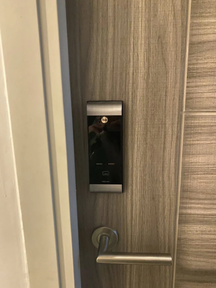 ขายด่วนๆ Atmoz Ratchada-Huaikwang 1 Bedroom Exclusive   ห้องริม เป็นส่วนตัว ไม่ติดใครด้านหนึ่ง ซื้อเลย