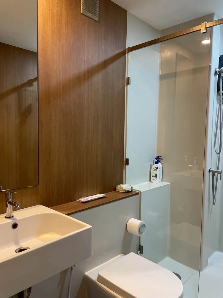 ขายด่วนๆ Blossom Condo @ Sathorn-Charoenrat ห้องพร้อมอยู่ สิ่งอำนวยความสะดวกพร้อม จองเลย
