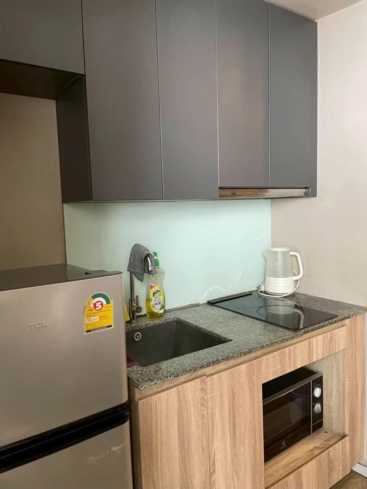 ขายด่วนๆ Blossom Condo @ Sathorn-Charoenrat ห้องพร้อมอยู่ สิ่งอำนวยความสะดวกพร้อม จองเลย