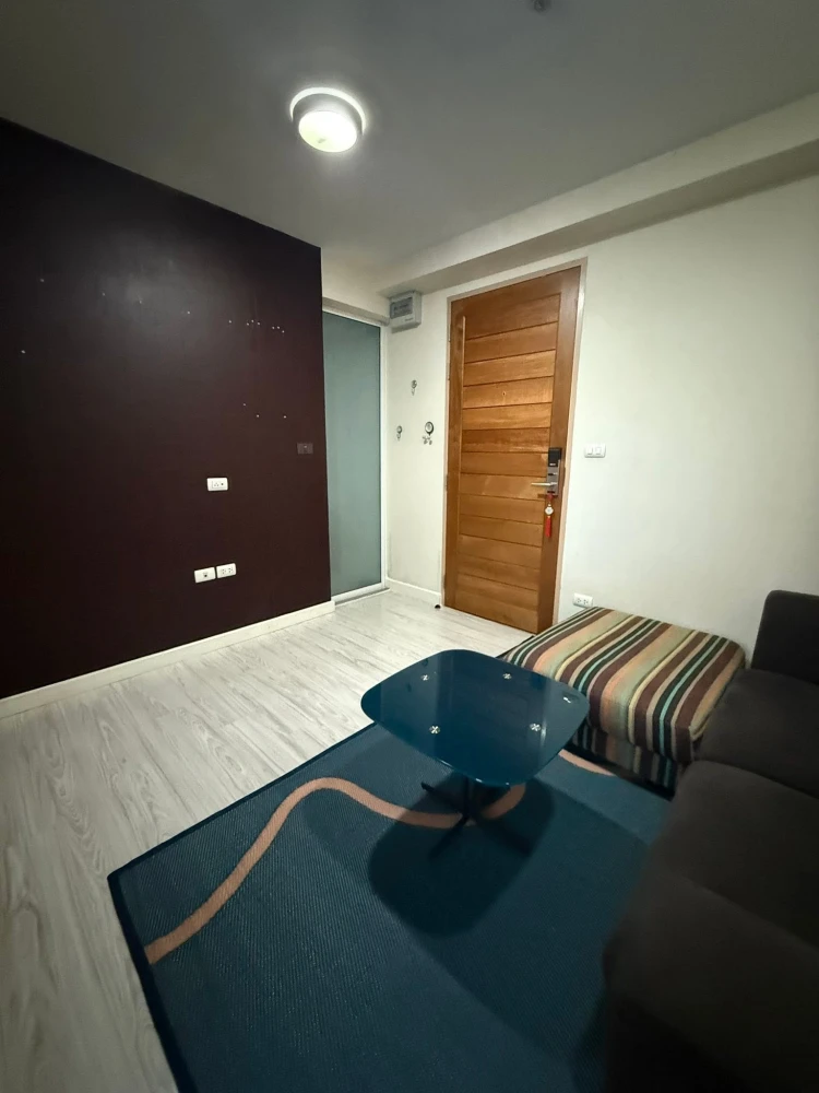 ขายด่วนๆ C Style Condo ห้องพร้อมอยู๋ ติดวอลเปเปอร์อย่างดี ราคาอย่างโดน พลาดแล้วจะเสียดายทีหลัง