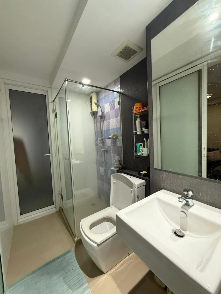 ขายด่วนๆ C Style Condo ห้องพร้อมอยู๋ ติดวอลเปเปอร์อย่างดี ราคาอย่างโดน พลาดแล้วจะเสียดายทีหลัง