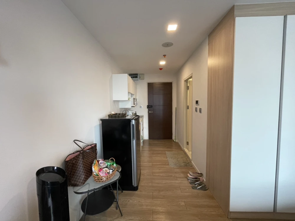 ขายด่วนๆ Episode Phaholyothin–Sapanmai ห้องสตูดิโอ เฟอร์นิเจอร์ครบ หิ้วกระเป๋าอยู่ได้เลย รีบซื้อ