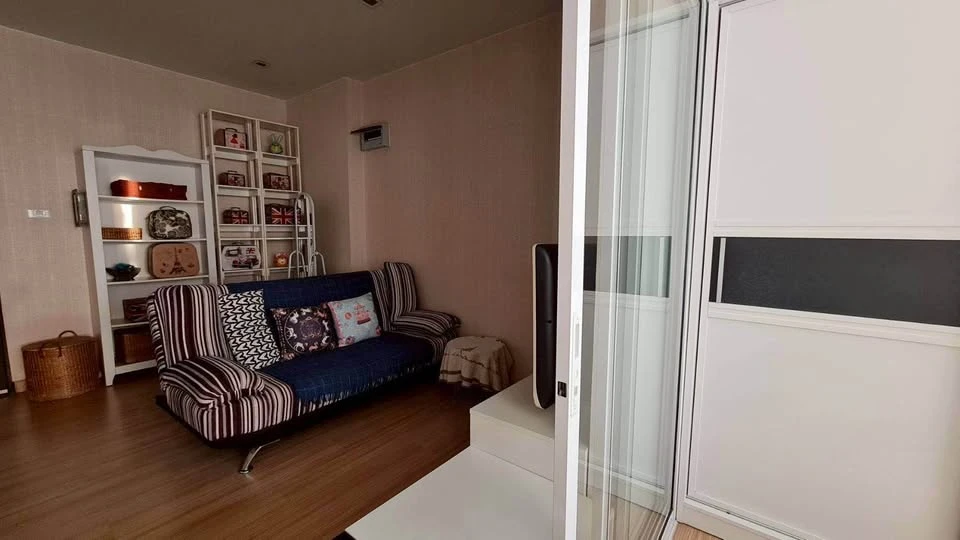 ขายด่วนๆ HAPPY CONDO ลาดพร้าว 101 ห้องกั้นแยกเป็นสัดส่วน แบ่งโซนลงตัว ราคาอย่างคุ้ม รีบมาจองเลย