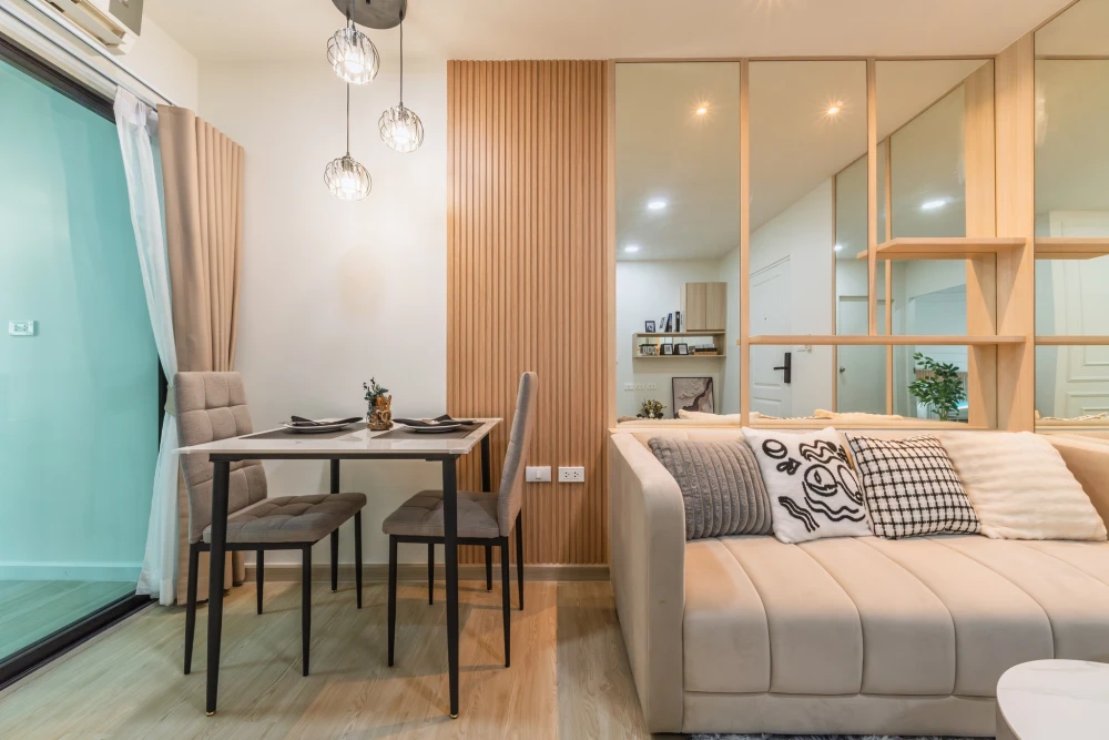 ขายด่วนๆ I Condo Sukhumvit 105 ห้องแต่งพร้อมอยู่ เฟอร์ เครื่องใช้ไฟฟ้าครบ มาแต่ตัวเข้าอยู่ได้เลย อย่าพลาด