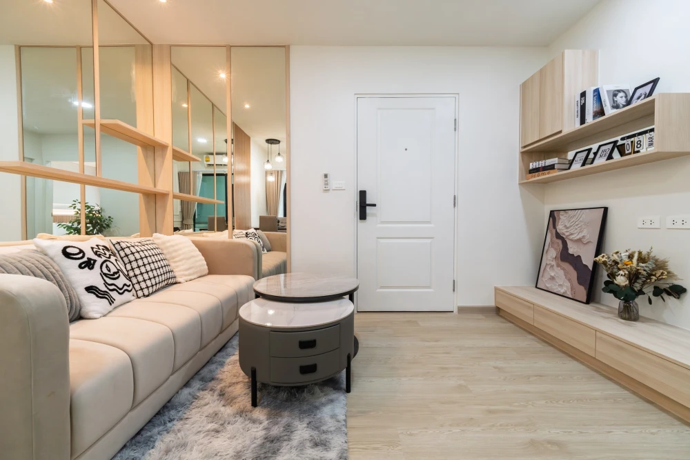 ขายด่วนๆ I Condo Sukhumvit 105 ห้องแต่งพร้อมอยู่ เฟอร์ เครื่องใช้ไฟฟ้าครบ มาแต่ตัวเข้าอยู่ได้เลย อย่าพลาด