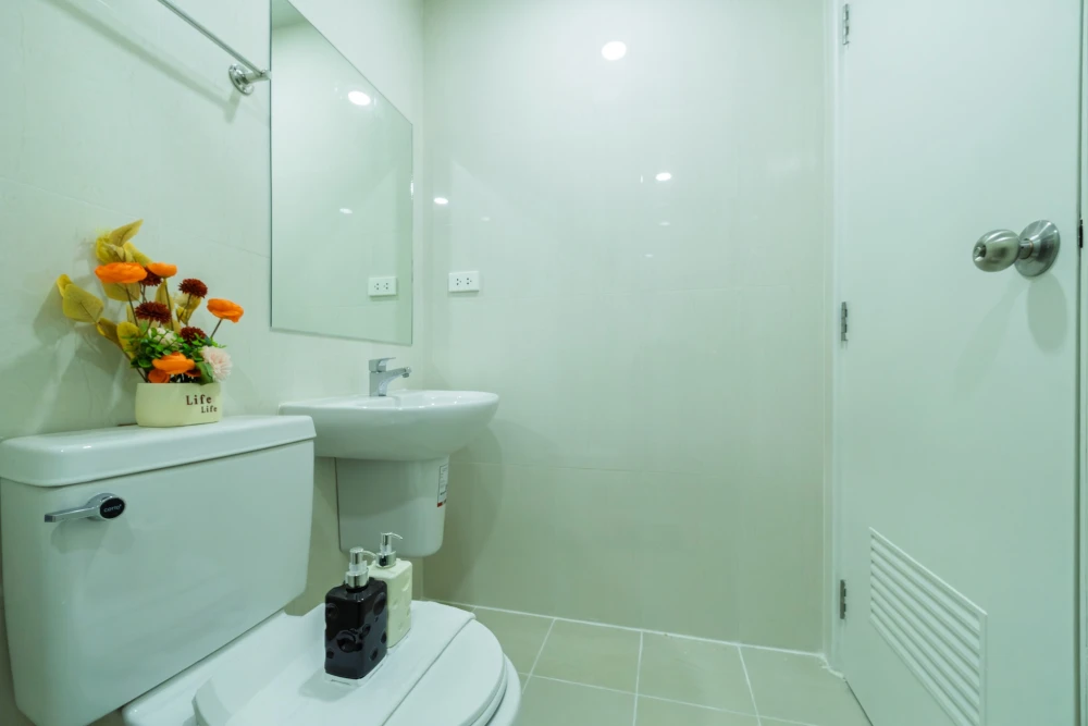 ขายด่วนๆ I Condo Sukhumvit 105 ห้องแต่งพร้อมอยู่ เฟอร์ เครื่องใช้ไฟฟ้าครบ มาแต่ตัวเข้าอยู่ได้เลย อย่าพลาด