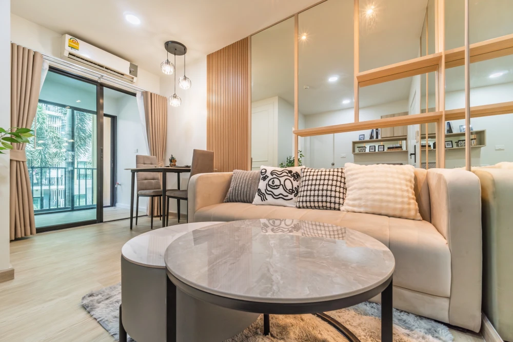 ขายด่วนๆ I Condo Sukhumvit 105 ห้องแต่งพร้อมอยู่ เฟอร์ เครื่องใช้ไฟฟ้าครบ มาแต่ตัวเข้าอยู่ได้เลย อย่าพลาด