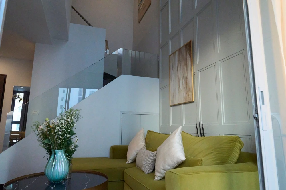 ขายด่วนๆ Ideo Q Phayathai ห้อง  Duplex ชั้น 19ได้วิวสูง เฟอร์ เครื่องใช้ไฟฟ้าครบ มาเป็นเจ้าของได้แล้ว