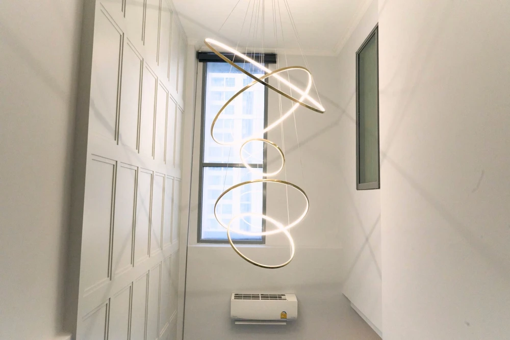 ขายด่วนๆ Ideo Q Phayathai ห้อง  Duplex ชั้น 19ได้วิวสูง เฟอร์ เครื่องใช้ไฟฟ้าครบ มาเป็นเจ้าของได้แล้ว