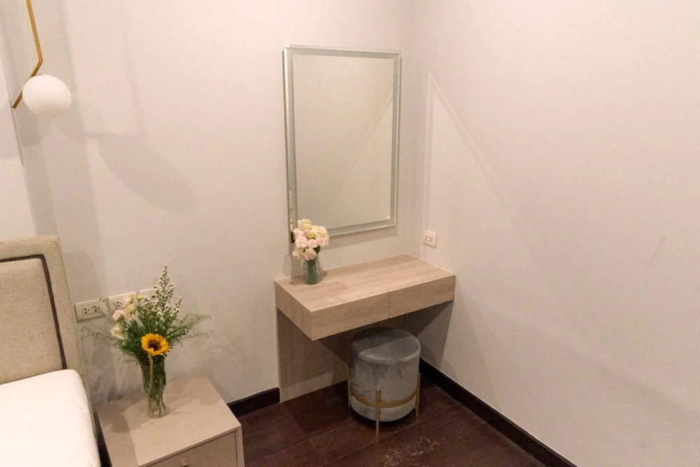 ขายด่วนๆ Ideo Q Phayathai ห้อง  Duplex ชั้น 19ได้วิวสูง เฟอร์ เครื่องใช้ไฟฟ้าครบ มาเป็นเจ้าของได้แล้ว