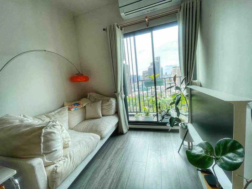 ขายด่วนๆ Ideo Sukhumvit – Rama 4 โอกาสที่หาได้ยากสำหรับห้องมุม 2 ห้องนอนขนาดกว้าง ชั้น 16 พร้อมวิวพื้นที่สีเขียว จองเลย