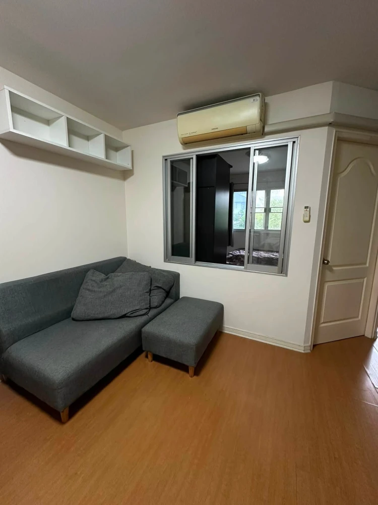 ขายด่วนๆ Lumpini Condo Town Rattanathibet ห้องพร้อมอยู่ ชั้น 2 วิวรถไฟฟ้า ห้องมุมมีความเป็นส่วนตัว จองเลย