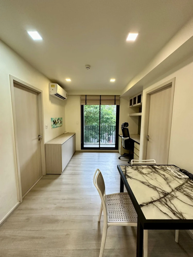 ขายด่วนๆ Maestro 03 Ratchada - Rama 9 ห้องพร้อมอยู่ พื้นที่ใช้สอยจุใจ มาเป็นเจ้าของได้แล้ววันนี้