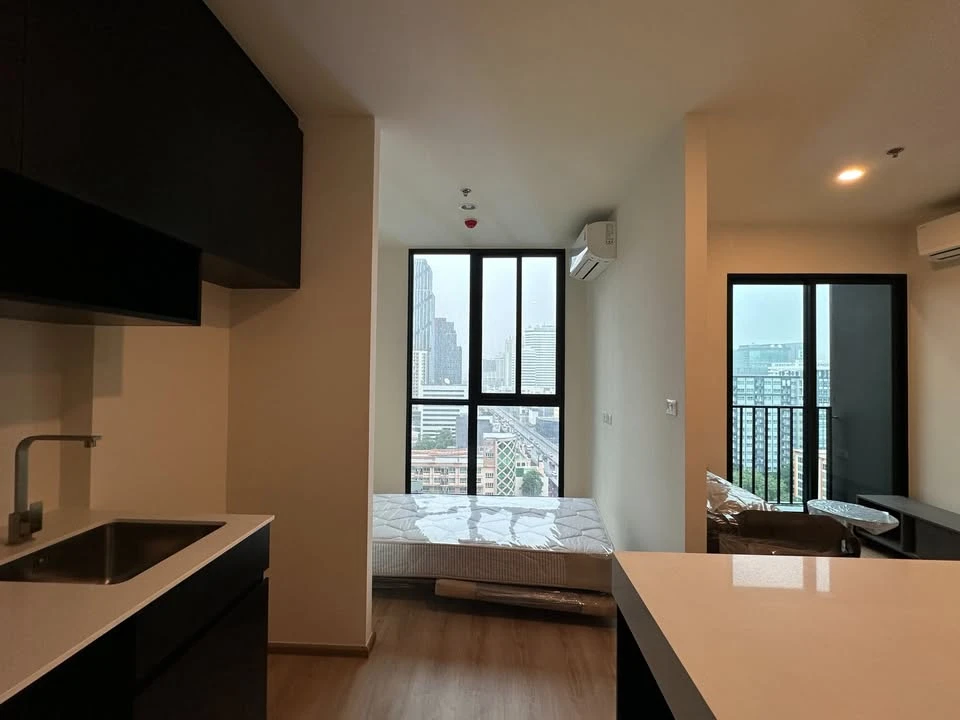 ขายด่วนๆ Noble Nue R9 ตึก R ชั้น 15 ไม่เตี้ยและไม่สูงเกินไป ที่สำคัญ วิวหน้าต่างปลอดโปร่ง ไม่โดนบล็อค จองเลย