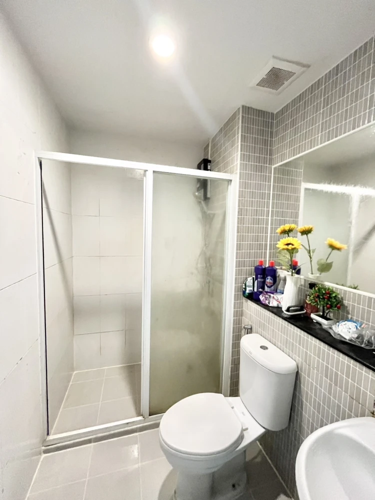 ขายด่วนๆ  Regent Home บางซ่อนเฟส 28 ชั้น 19 วิวสวย ระเบียงหันทิศใต้ลมผ่านตลอดเวลา ไม่ร้อน มาจองเลย อย่าพลาด