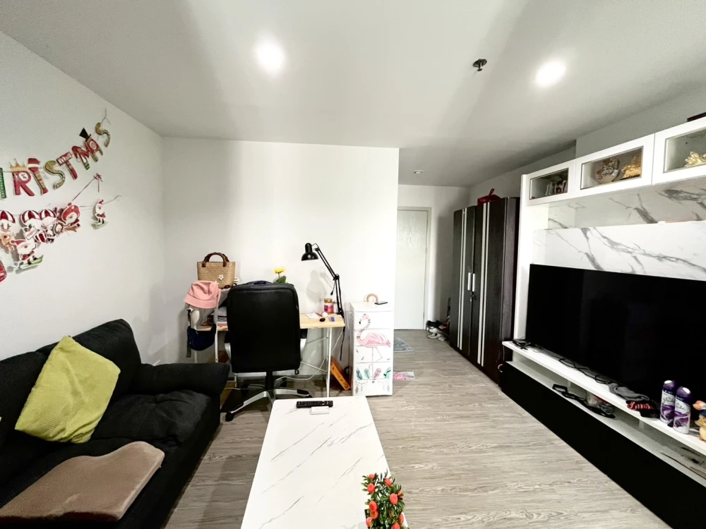 ขายด่วนๆ  Regent Home บางซ่อนเฟส 28 ชั้น 19 วิวสวย ระเบียงหันทิศใต้ลมผ่านตลอดเวลา ไม่ร้อน มาจองเลย อย่าพลาด