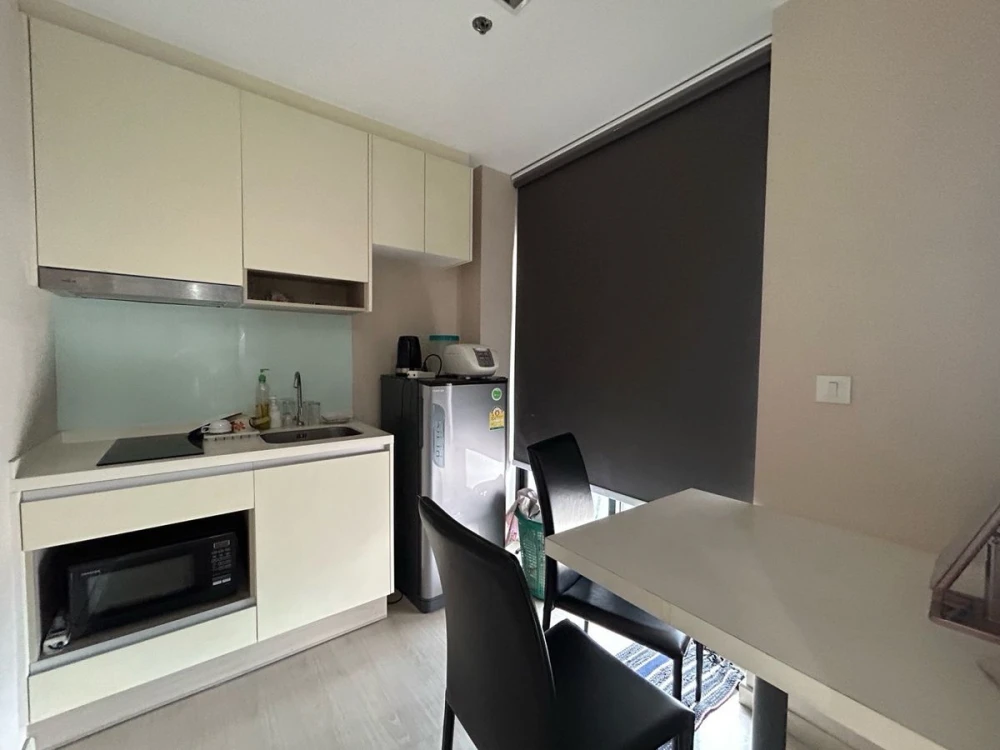 ขายด่วน Skyline Rattanathibet ชั้น 29 ห้องแยกเป็นสัดส่วน แต่งครบ จองเลย ด่วนๆ