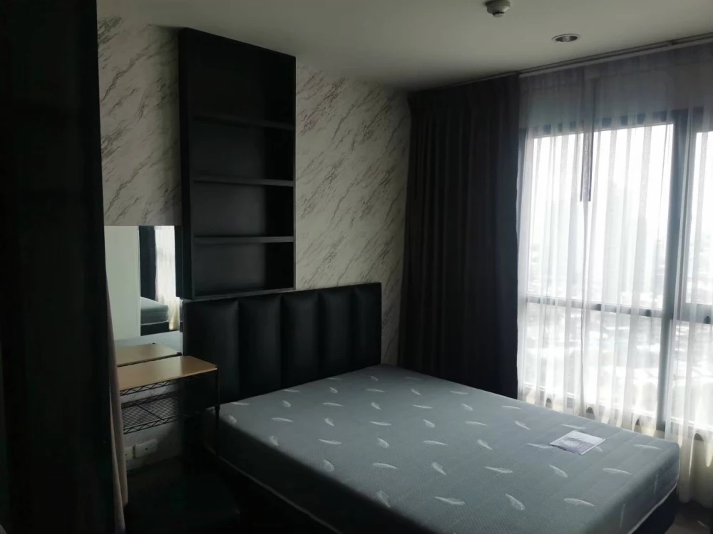 ขายด่วนๆ The Base Park West ห้องกั้นแยกเป็นสัดส่วน แบ่งโซนลงตัว ครบจบที่เดียว รีบมาจองเลย