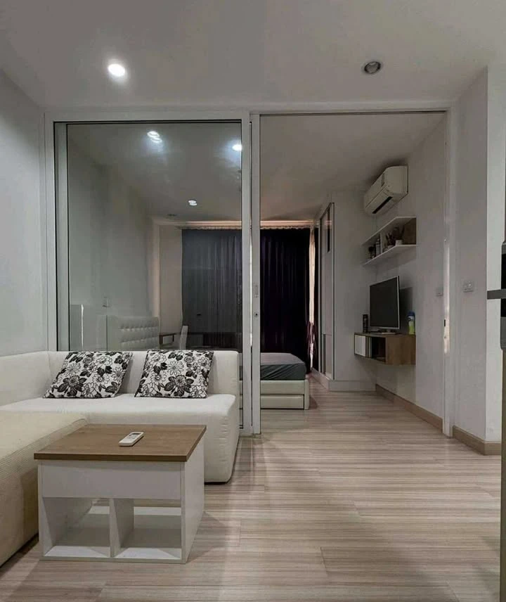 ขายด่วนๆ The Hotel Serviced 1 ห้องนอน 1 ห้องน้ำ ชั้น 24 ได้วิวสูง ราคาอย่างโดน มาเป็นเจ้าของได้แล้ววันนี้