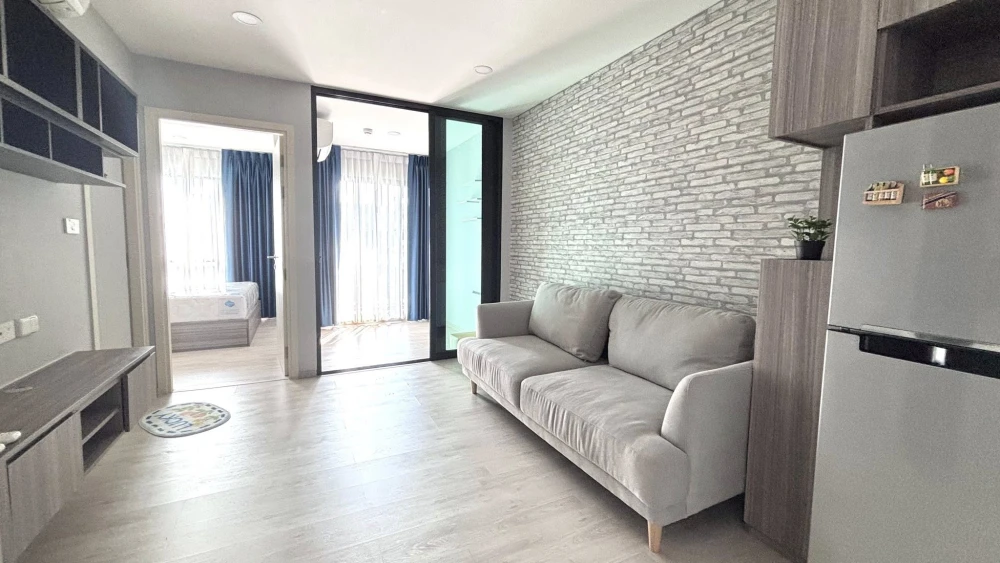 ขายด่วนๆ The Origin Sukhumvit 105 ห้องพร้อมอยู่ ชั้น8 วิวสระว่ายนํ้า ราคากันเอง มาจับมาจองเป็นเจ้าของได้แล้ว