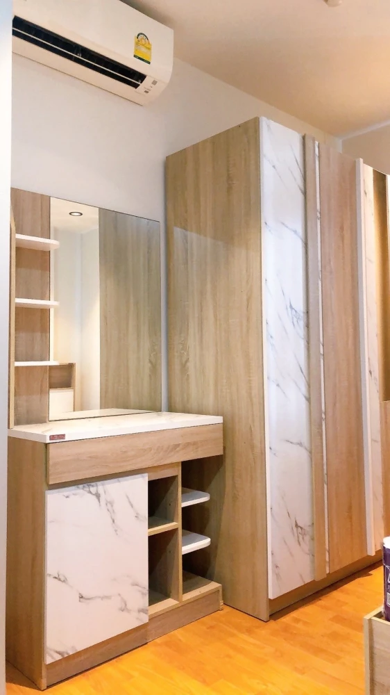 ขายด่วนๆ  The President เพชรเกษม บางแค ห้องกั้นแยกเป็นสัดส่วน เฟอร์ เครื่องใช้ไฟฟ้าครบ ซื้อเลย