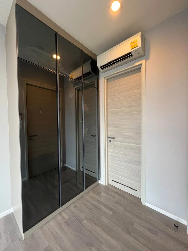 ขายด่วนๆ The Room Sathorn-St.Louis ห้องพร้อมอยู่ สิ่งอำนวยความสะดวกครบ มาพร้อมราคาสุดพิเศษ มาจองเลย