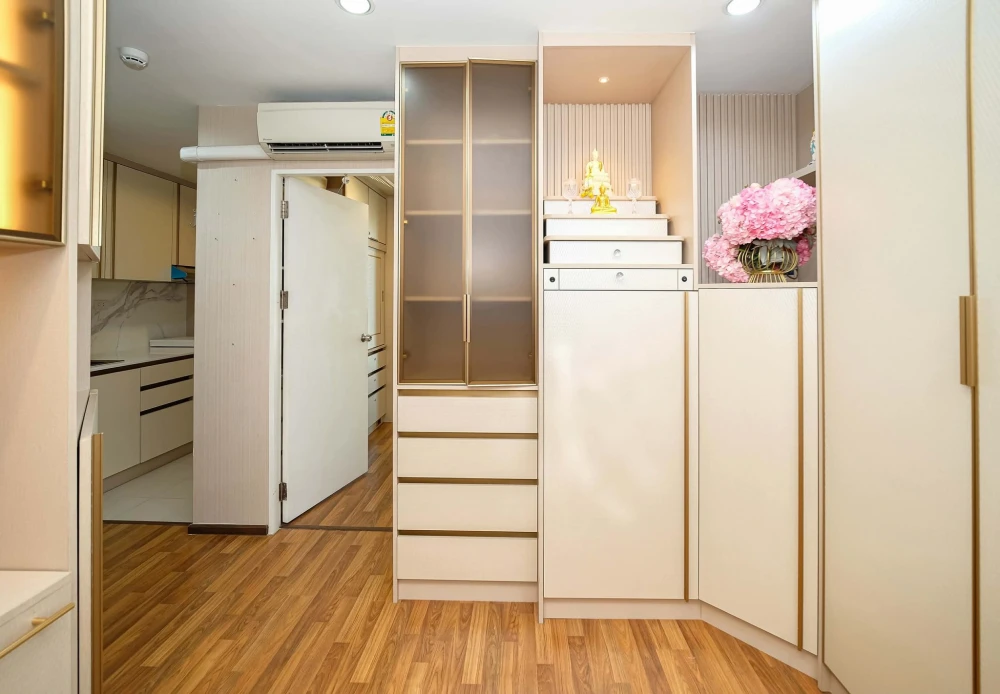 ขายด่วนๆ U @ Huamak Station ห้องแต่งน่าอยู่ Built-in ทั้งห้อง สไตล์ Modern  เฟอร์นิเจอร์ครบ Full Furnished พร้อมอยู่ ซื้อเลย