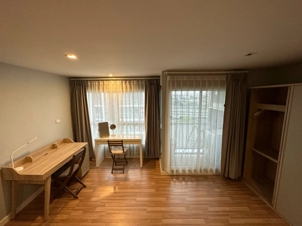 ขายด่วนๆ  We condo ห้องมุมมีความเป็นส่วนตัว ราคาอย่างโดน มาเป็นเจ้าของได้แล้ววันนี้ อย่าพลาด