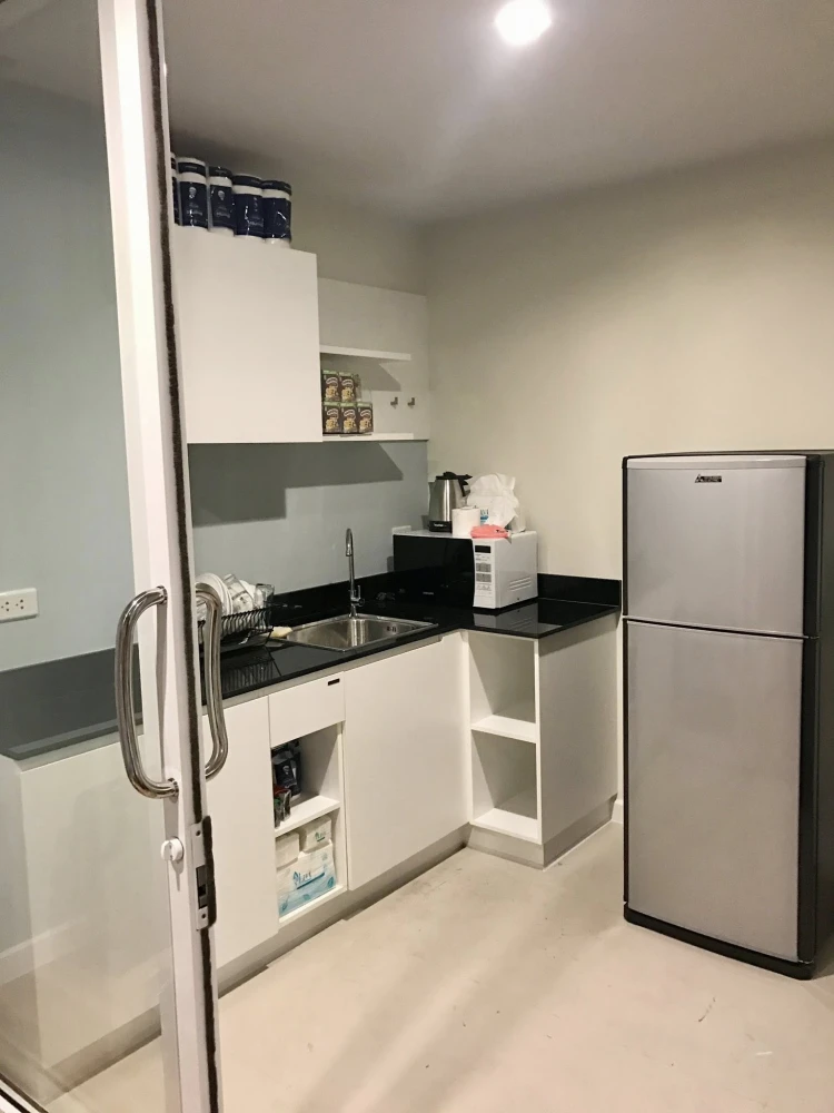 ขายด่วนๆ  We condo ห้องมุมมีความเป็นส่วนตัว ราคาอย่างโดน มาเป็นเจ้าของได้แล้ววันนี้ อย่าพลาด