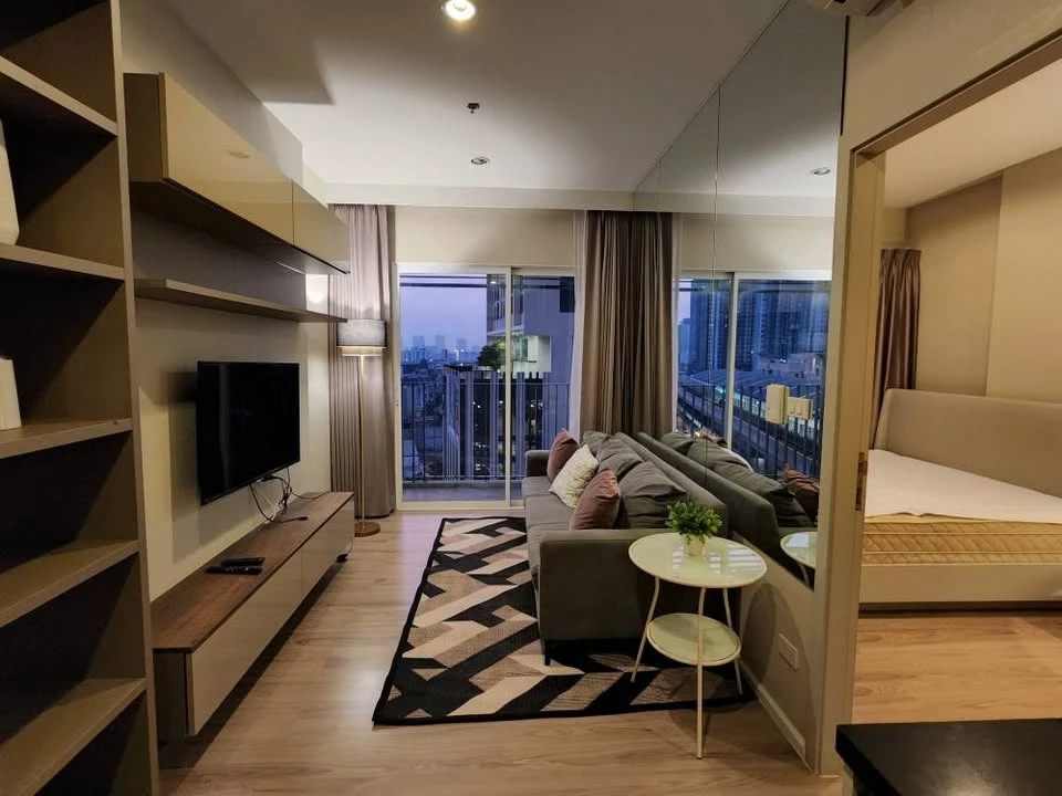 ขายห้องสวย!! แอมเบอร์ บาย อีสเทิร์น สตาร์ ชั้น 9 ห้องสวย น่าอยู่มาก ราคาดี ห้ามพลาด!!