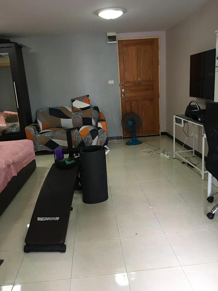 ขาย/ให้เช่า คอนโด รัชดาซิตี้ 18 ห้องสวย พร้อมอยู่ ราคาโดนใจ ซื้อ/จองเลย!!