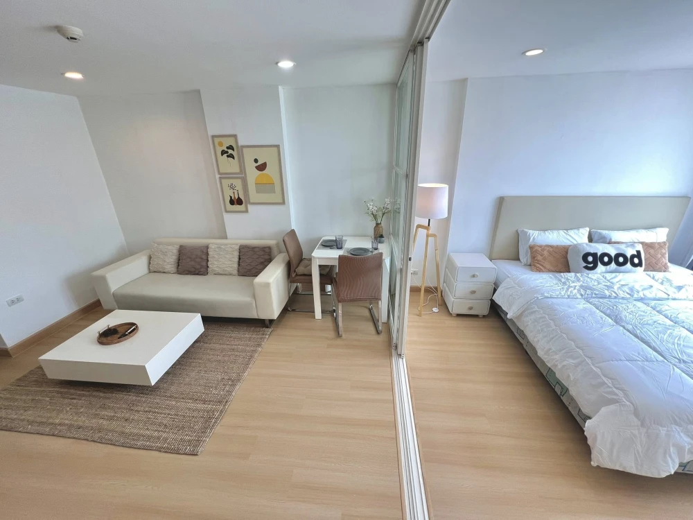 ขาย/ให้เช่า อิลีเม้นท์ ศรีนครินทร์ ห้องพร้อมอยู่ เฟอร์พร้อม หิ้วกระเป๋าเข้าอยู่ได้เลย