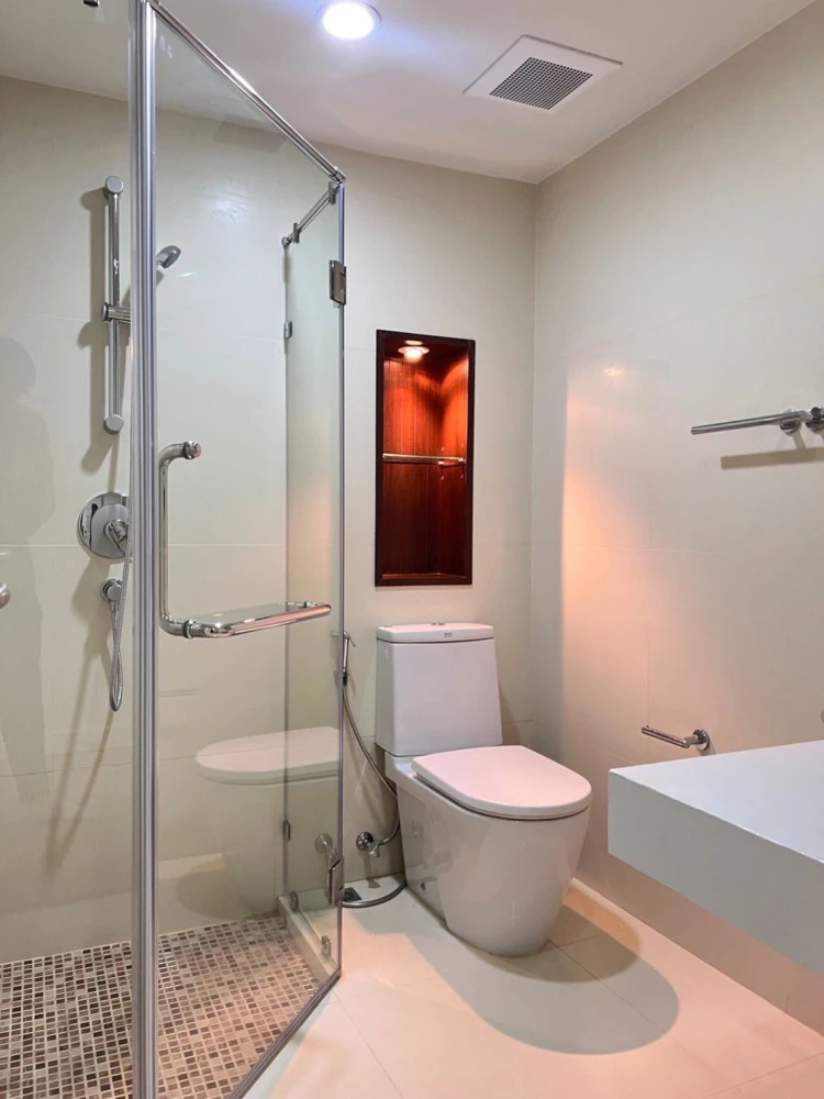 ขาย/ให้เช่า Baan Siri Sathorn ห้องพร้อมอยู่ ห้องกว้างอยู่สบาย รีบจองเลย