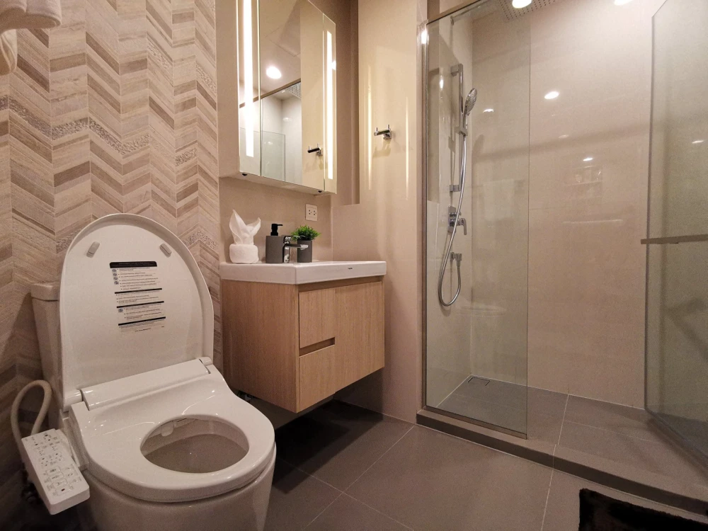 ขาย/ให้เช่าOka Haus Sukhumvit 36 ห้องพร้อมอยู่ ชั้นสูงกว้างขวางจองเลย ห้ามพลาด