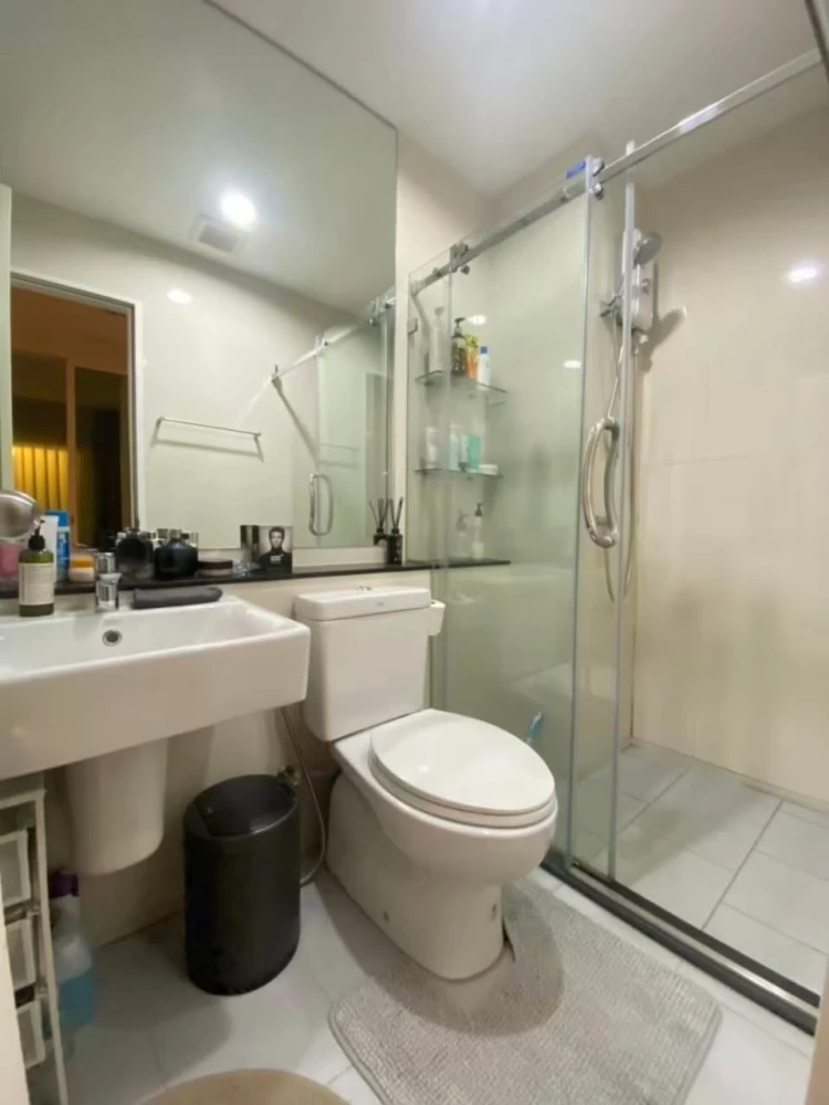 ขาย คอนโดพร้อมอยู่ที่ Aspire Erawan แบบ 1 ห้องนอน 1 ห้องอเนกประสงค์ พร้อมเฟอร์เริ่ดๆ รีบจองก่อนพลาด
